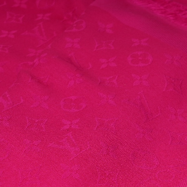 Louis Vuitton - Framboise Silk Monogram Classic Shawl II